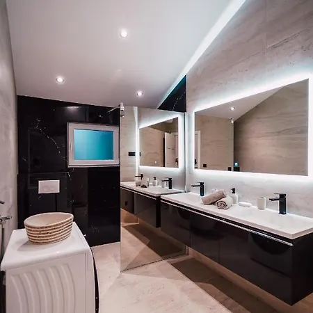 公寓 Luxury Las Palmas 扎达尔