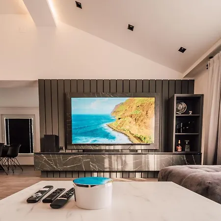 Luxury Las Palmas 扎达尔